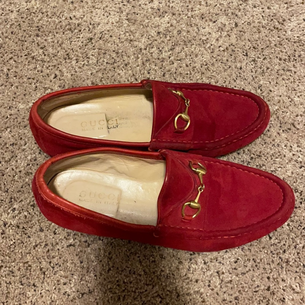 Gucci horsebit loafer red velvet size 7.5